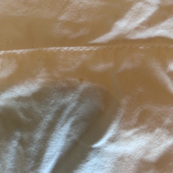 Old Navy Women's Tan Bermuda Shorts - Picture 4 of 5